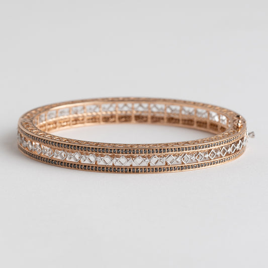Deyar Bangle